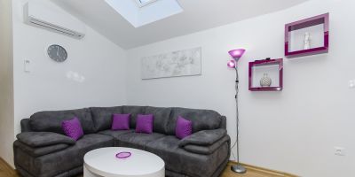 croatia-zivogosce-strnj-villa-apartman-36069AD40A-90B2-7B6A-54CB-488045C49755.jpg